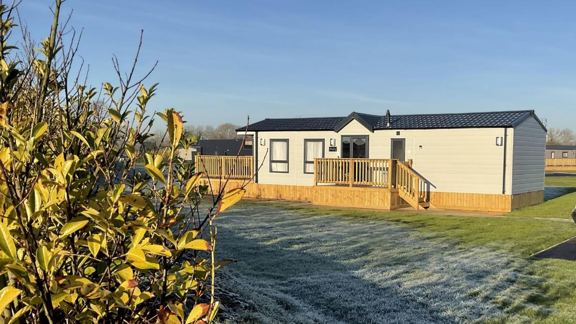 Deer View Lodge Close To بيكرينغ المظهر الخارجي الصورة