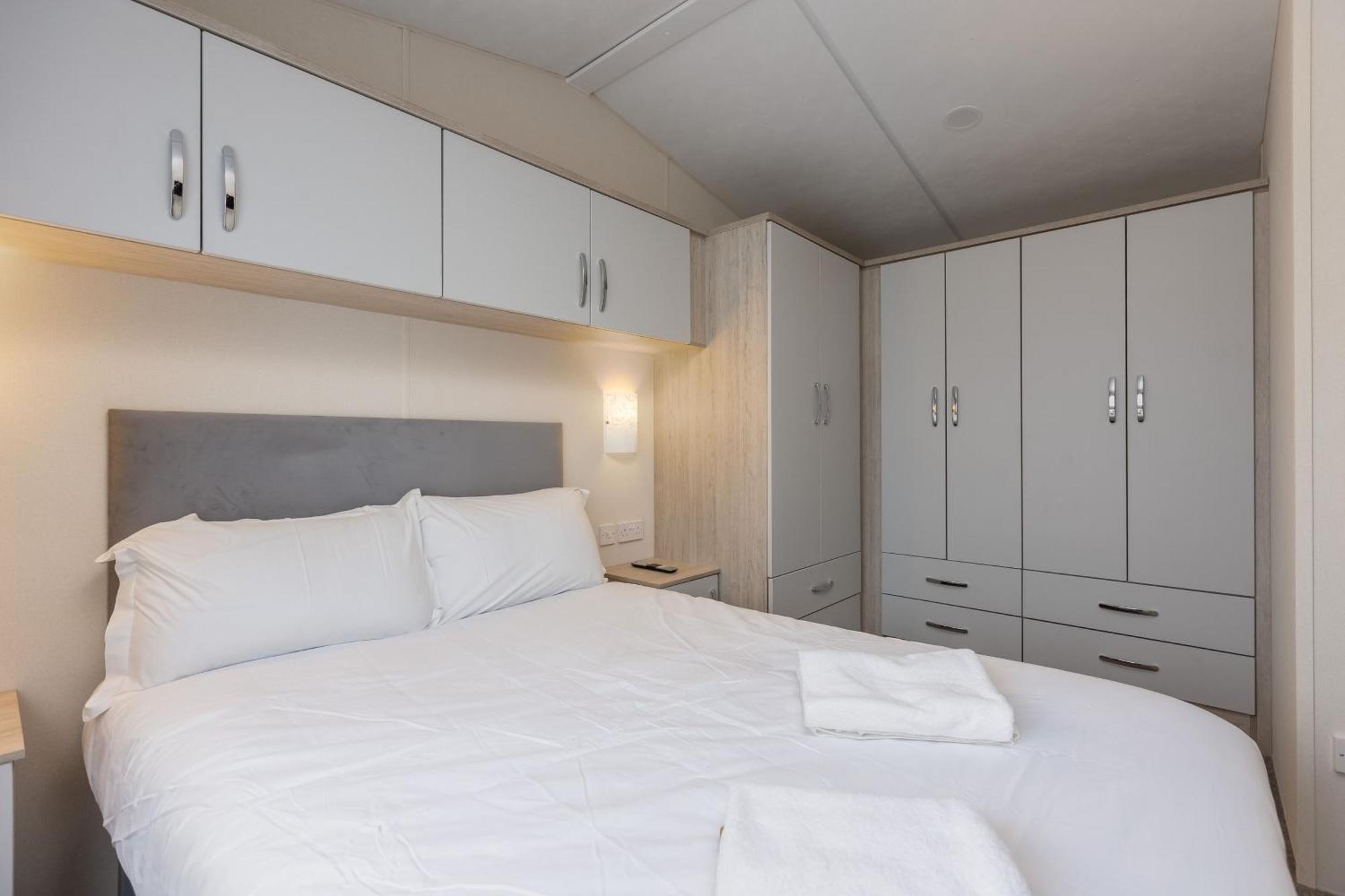 Deer View Lodge Close To بيكرينغ المظهر الخارجي الصورة