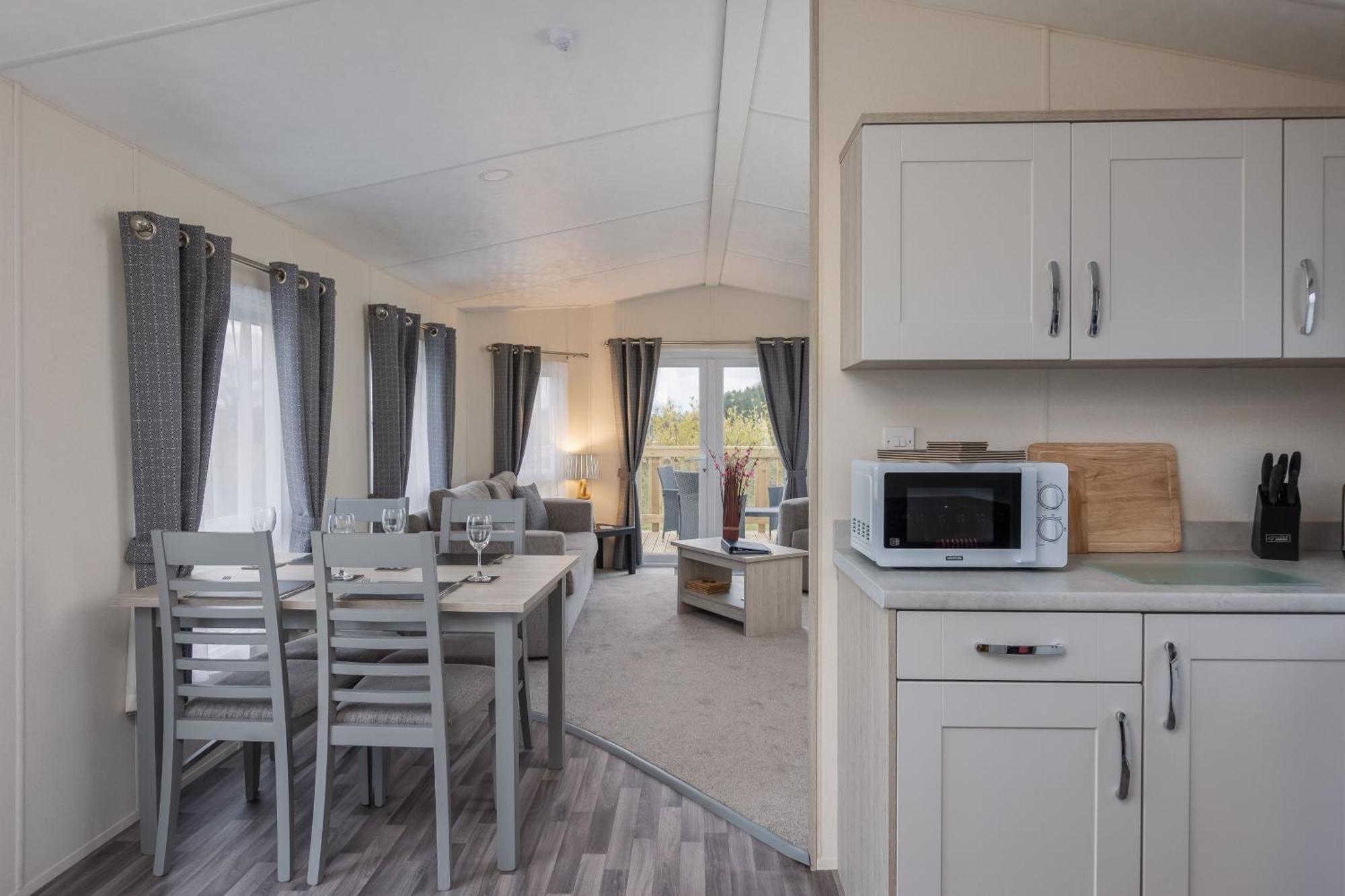 Deer View Lodge Close To بيكرينغ المظهر الخارجي الصورة